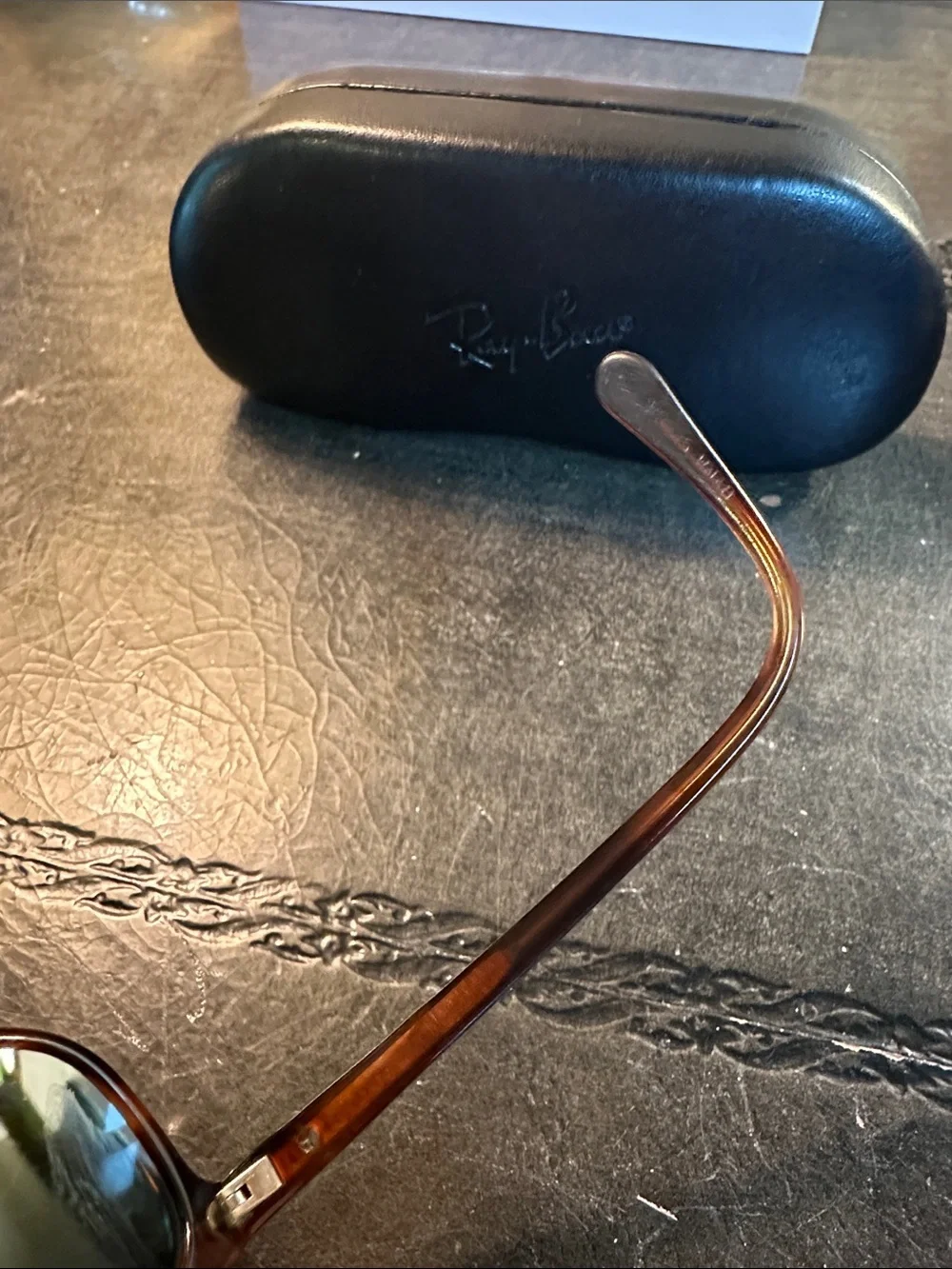 Ray-Ban Tortoiseshell Frame Sunglasses